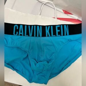 Calvin Klein | microfiber intense power Stretch Hip brief  in blue new size XL